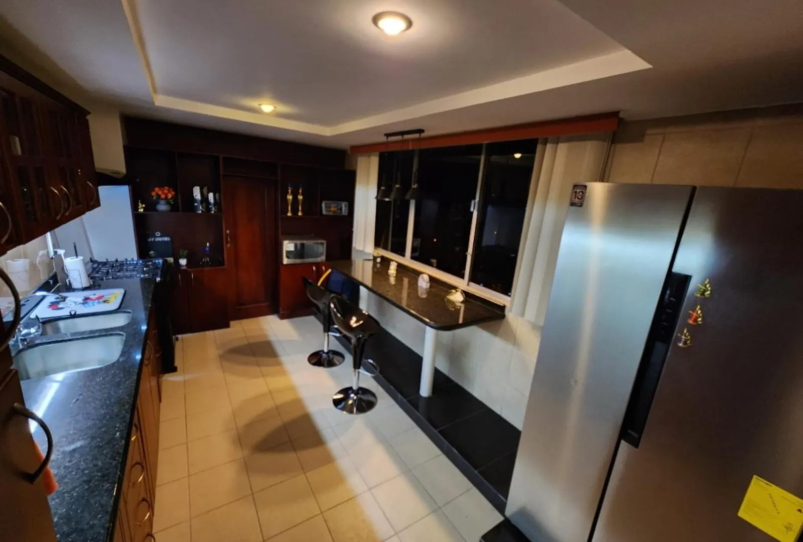 Amplio Y Moderno Departamento Con Vista Panoramica En Cuenca 아파트